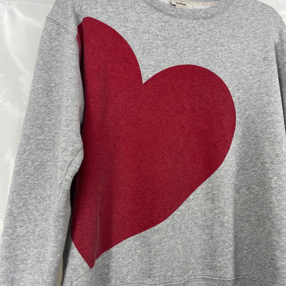 Kate Spade Size Small Sweatshirt Gray Red Heart Graphic Crewneck Pullover Womens - Picture 2 of 5